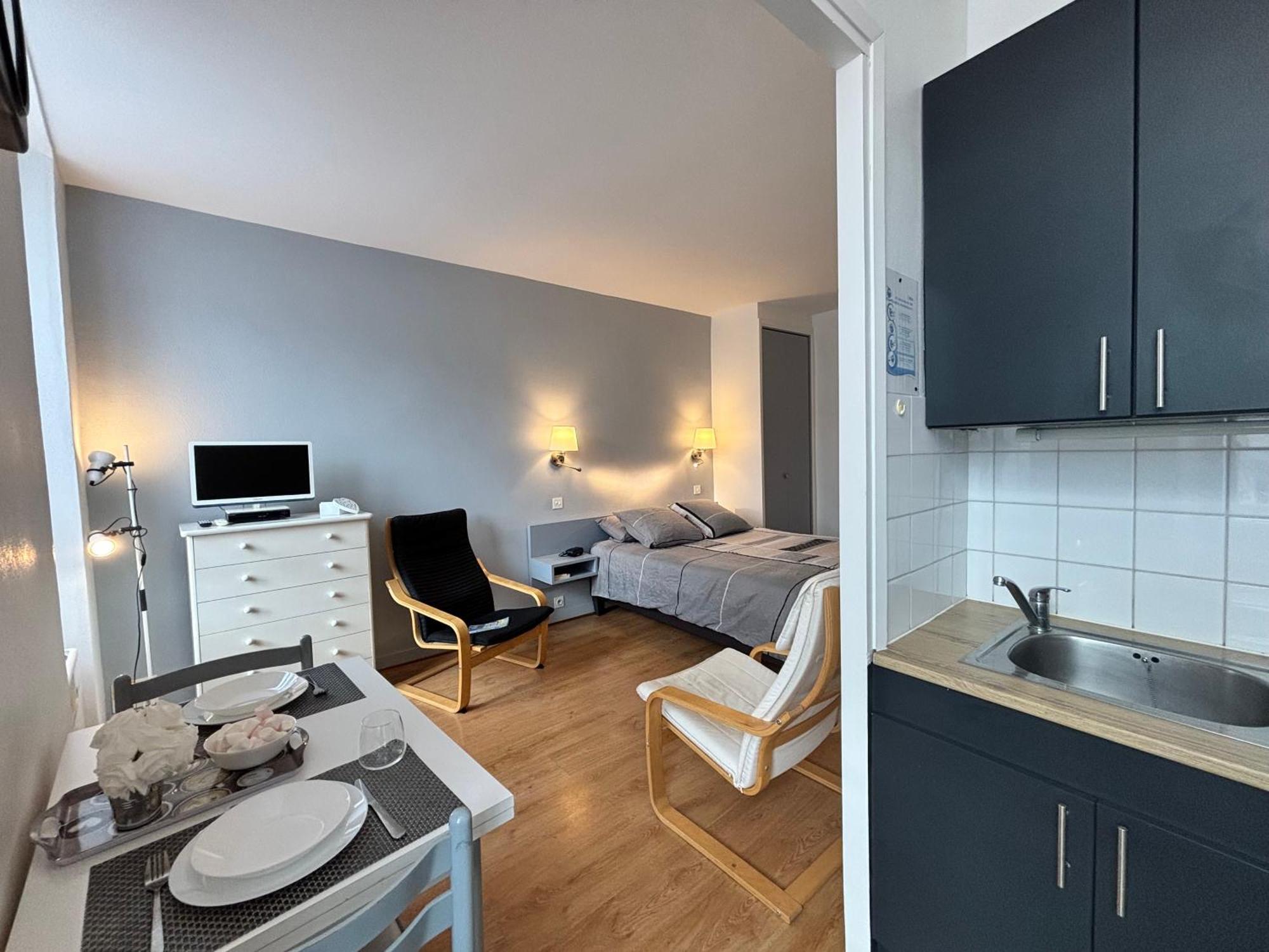 Le Sancy - Studio - 1 Lit - 2 Pers - Clim Chatel-Guyon Luaran gambar